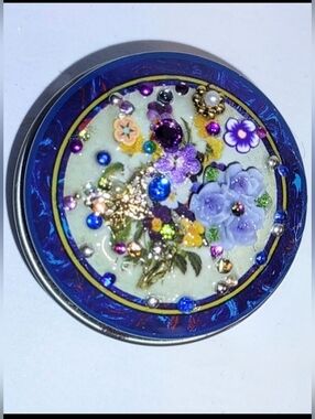 Pill Case Container Round Tin